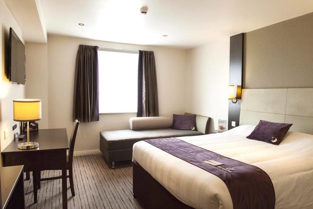 Premier Inn Hayle Exterior photo