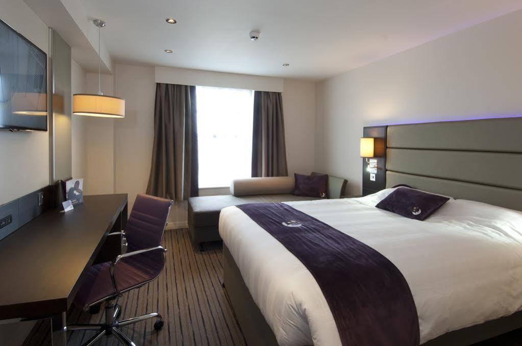 Premier Inn Hayle Exterior photo